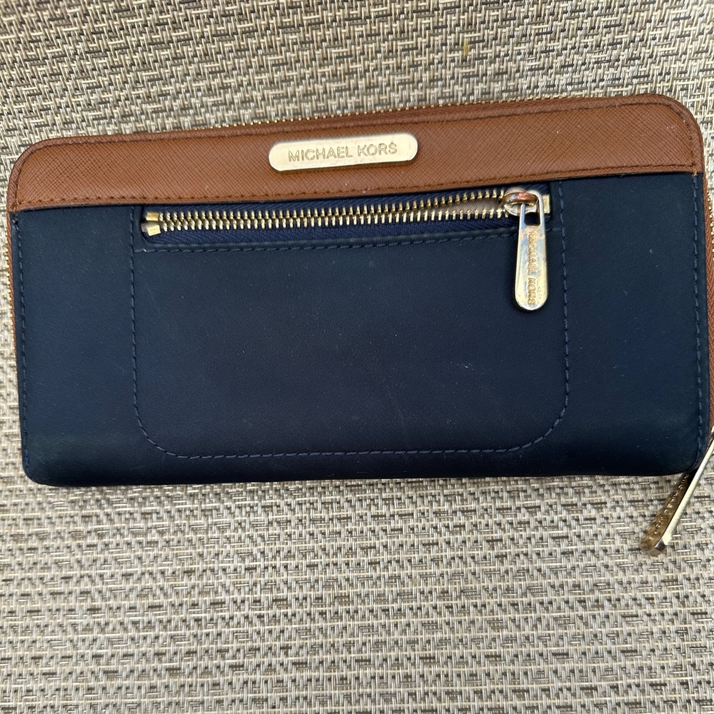 Michael Kors Nylon Colgate ZA Continental Wallet Navy
